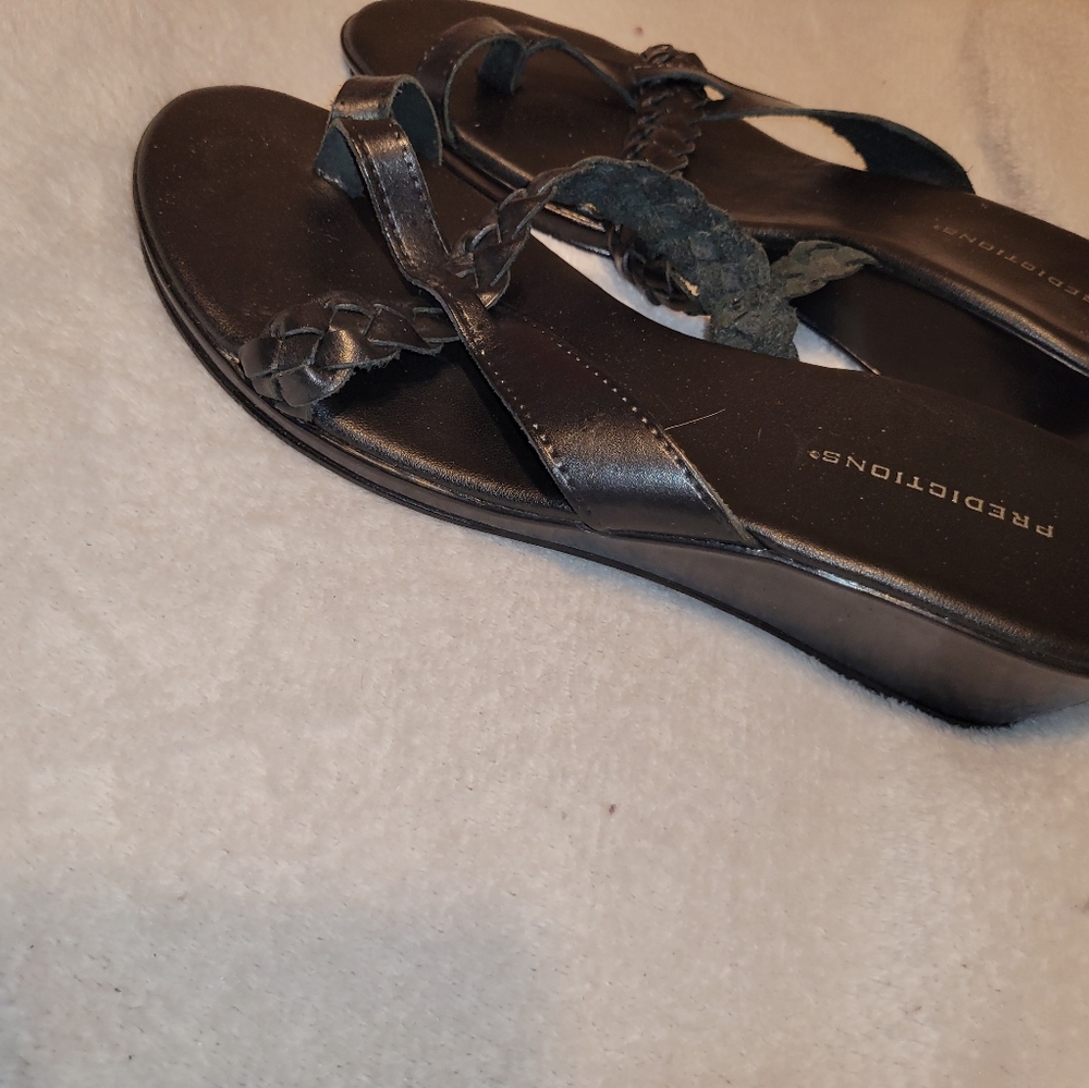 Predictions wedge sandals